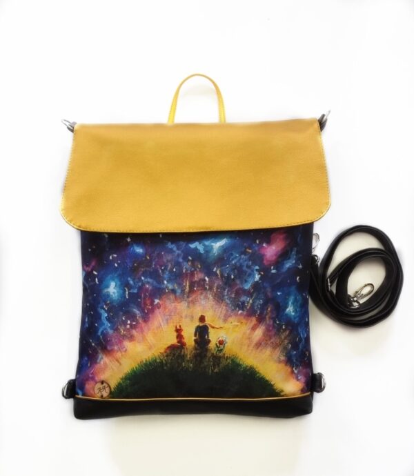 Crossbody kabelko batoh s motivem malého prince na planetě.