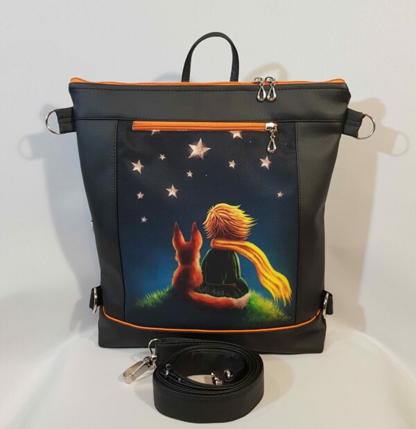 Crossbody kabelko batoh s motivem malého prince s oranžovými doplňky.