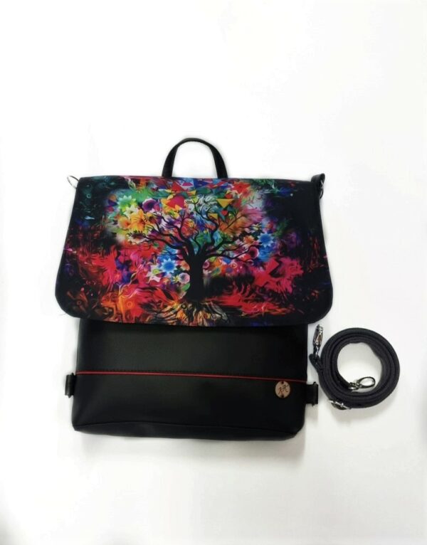 Crossbody kabelko batoh s motivem barevného stromu.