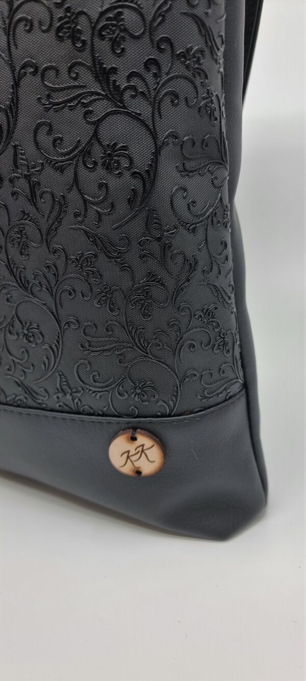 Crossbody černá kabelka celokoženková. - Image 3