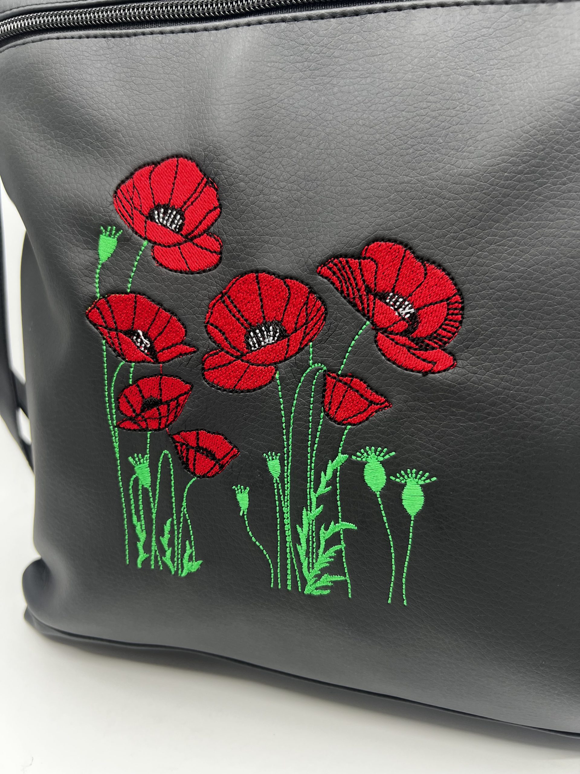 Crossbody kabelka výšivka vlčí máky . - Image 2