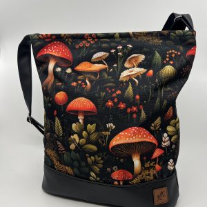 Crossbody kabelka s motivem hub.