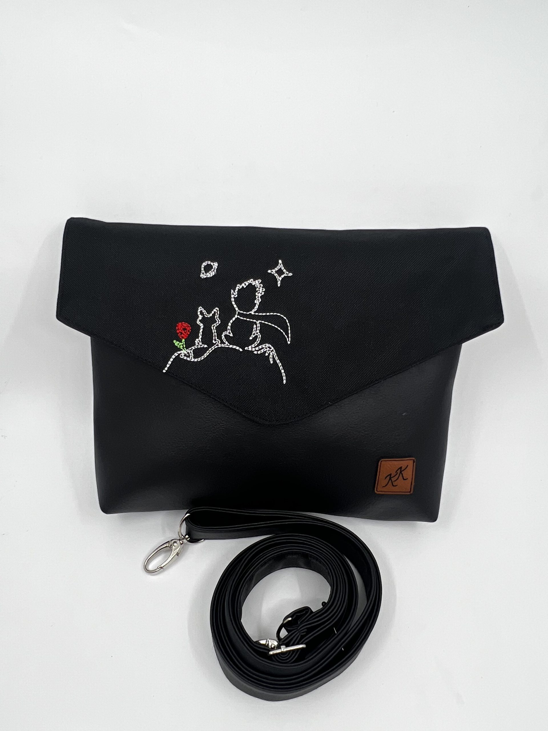 Crossbody kabelka Kaila s výšivkou malého prince.