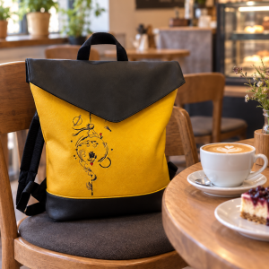 Crossbody batoh s vyšívaný motiv malého prince.